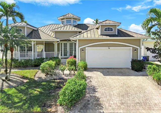 Photo 4 of Single family home for sale at 27160 Flamingo Dr, Bonita Springs, FL 34135 | MLS# 225081994 | Listing updated on 2026-09-16