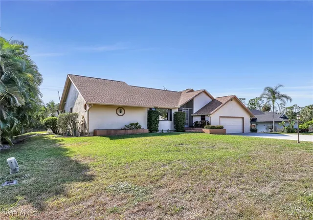 Photo 4 of Sale Pending at 6219 Deer Run, Fort Myers, FL 33908 | MLS# 225081933 | Listing updated on 2026-09-22