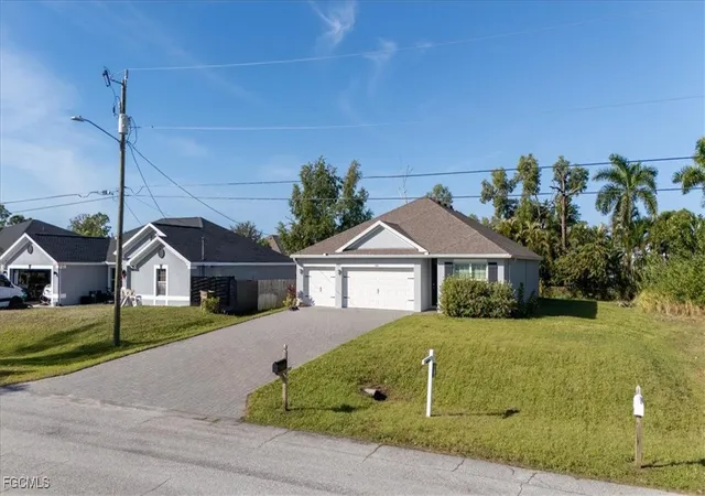 Photo 3 of Sale Pending at 1216 NW 21st Place, Cape Coral, FL 33993 | MLS# 2025024037 | Listing updated on 2026-09-13