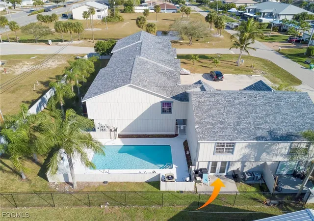 Photo 1 of Townhouse for sale at 1005 Sw 48th Terrace #2, Cape Coral, FL 33914 | MLS# 2025024692 | Listing updated on 2026-09-16