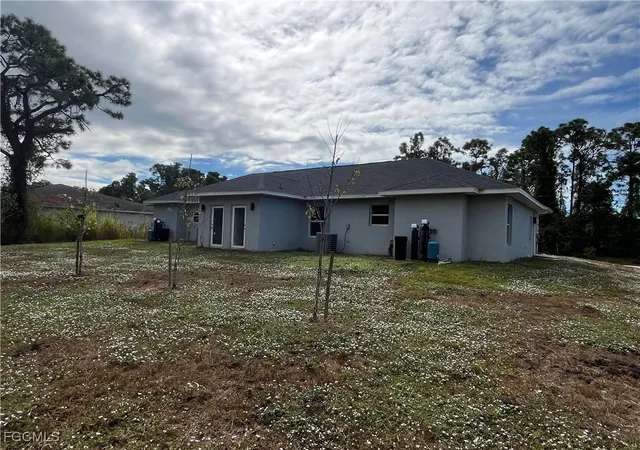 Listing Photo 5 - Condo for sale in building located at 5336/5338 29th St SW, Lehigh Acres, FL 33973
