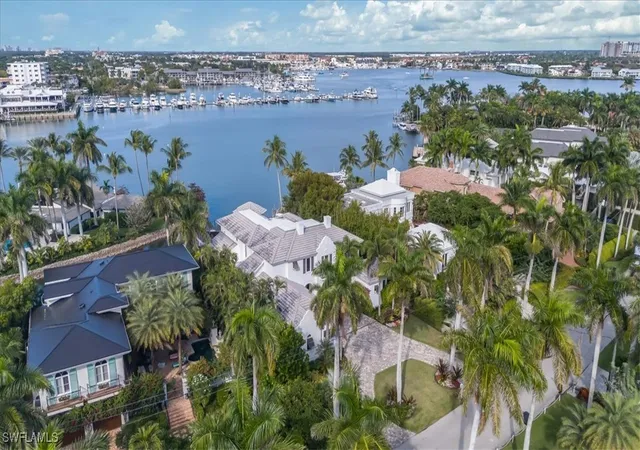Photo 2 of Single family home for sale at 793 17th Avenue S, Naples, FL 34102 | MLS# 225083441 | Listing updated on 2026-09-16