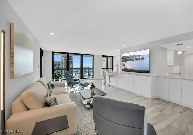 Photo 2 of Condo for sale at 4551 Gulf Shore Blvd N #1805, Naples, FL 34103 | MLS# 225083724 | Listing updated on 2026-09-06