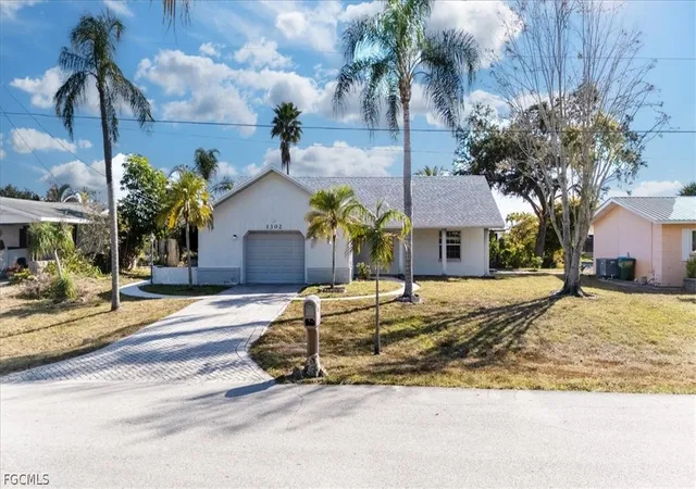 Photo 2 of Single family home for sale at 1302 Ne 4th Terrace, Cape Coral, FL 33909 | MLS# 2025025823 | Listing updated on 2026-09-01