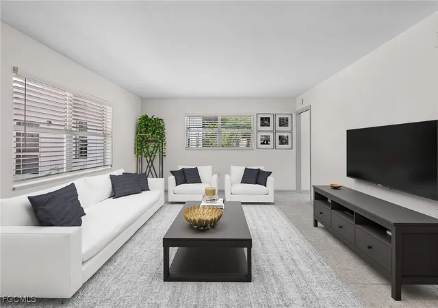 Photo 1 of Condo for sale at 780 10th Avenue S #4, Naples, FL 34102 | MLS# 2025025941 | Listing updated on 2026-09-16