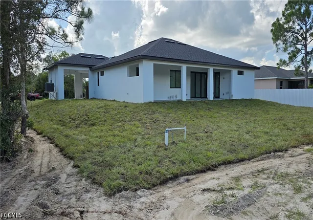 Photo 3 of Single family home for sale at 728 La Plata Ave, Lehigh Acres, FL 33974 | MLS# 2025026026 | Listing updated on 2026-09-15