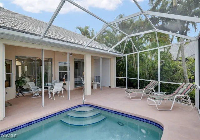 Photo 4 of Sale Pending at 1957 Piccadilly Circus, Naples, FL 34112 | MLS# 2025026042 | Listing updated on 2026-09-08