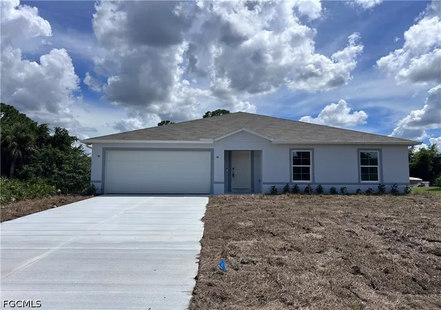 Photo 3 of Single family home for sale at 3715 32nd Street Sw, Lehigh Acres, FL 33976 | MLS# 2026000085 | Listing updated on 2026-09-08