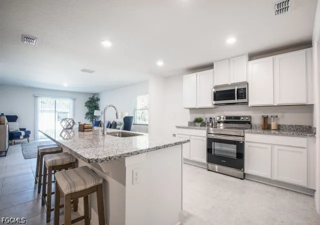 Photo 3 of Single family home for sale at 9007 W Justice Cir, Labelle, FL 33935 | MLS# 2026000090 | Listing updated on 2026-09-03
