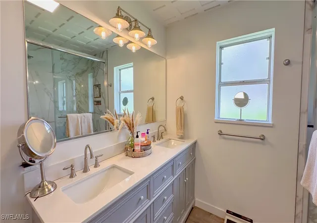 Photo 3 of Single family home for sale at 1308 Rosemary Ln, Naples, FL 34103 | MLS# 225084746 | Listing updated on 2026-09-12