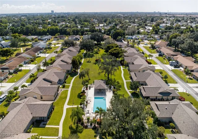 Photo 32 of Townhouse for sale at 5679 Balkan Ct, Fort Myers, FL 33919 | MLS# 2026000588 | Listing updated on 2026-10-04