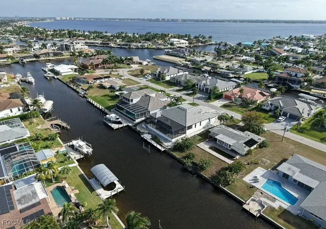 Photo 4 of Sale Pending at 131 SW 57th Street, Cape Coral, FL 33914 | MLS# 2026001107 | Listing updated on 2026-09-10