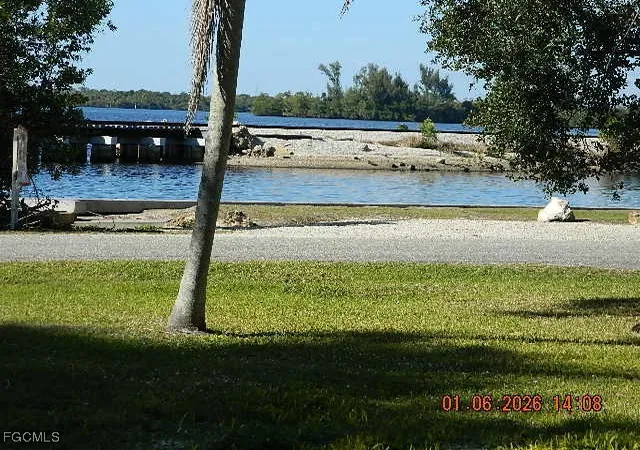 Photo 3 of Sale Pending at 236 Lagoon Dr, Fort Myers, FL 33905 | MLS# 2026001111 | Listing updated on 2026-09-02
