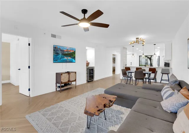 Listing Photo 5 - Condo for sale in building located at 16200 Kelly Cvs Dr, Fort Myers, FL 33908 - Unit #209