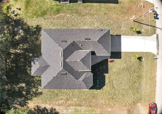 Photo 3 of Sale Pending at 442 Poplar St, Lehigh Acres, FL 33974 | MLS# 2026002040 | Listing updated on 2026-09-17