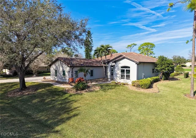 Photo 1 of Single family home for sale at 15520 Greenock Ln, Fort Myers, FL 33912 | MLS# 2026002146 | Listing updated on 2026-09-10