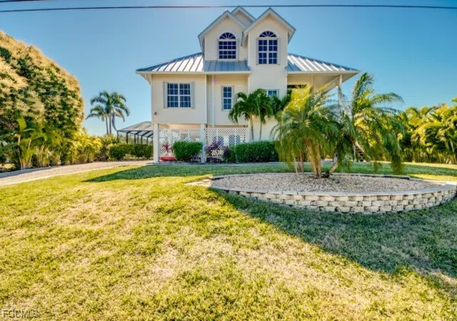Photo 1 of Single family home for sale at 4041 Galt Is Ave, St James City, FL 33956 | MLS# 2026002211 | Listing updated on 2026-10-20