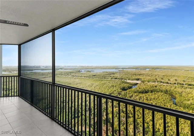 Listing Photo 4 - Condo for sale in building located at 1065 Borghese Ln, Naples, FL 34114 - Unit #1902