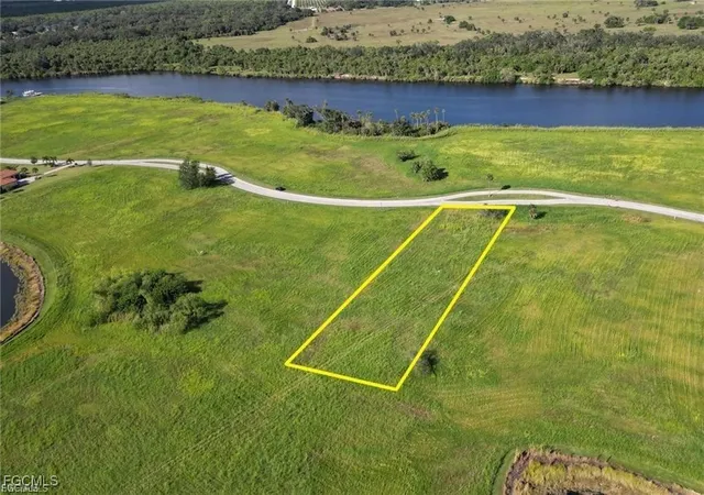 Photo 1 of Land for sale at 2023 Silk Bay Blvd, Alva, FL 33920 | MLS# 2026002296 | Listing updated on 2026-09-11