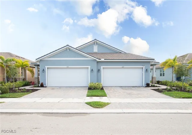 Photo 1 of Sale Pending at 10313 Bonavie Cvs Dr, Fort Myers, FL 33966 | MLS# 2026002496 | Listing updated on 2026-09-11
