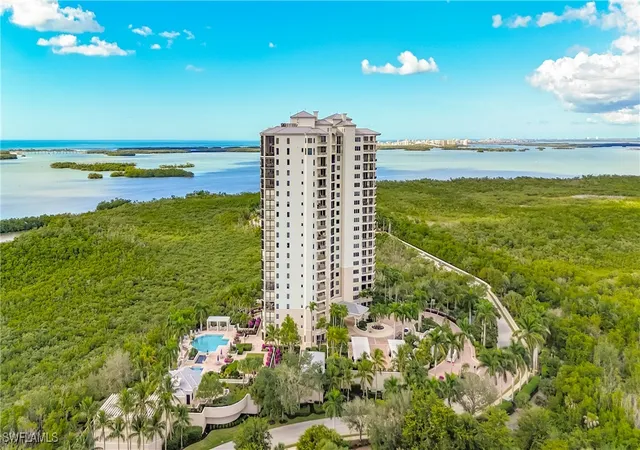 Listing Photo 4 - Condo for sale in building located at 4875 Pelican Colony Blvd, Bonita Springs, FL 34134 - Unit #1003