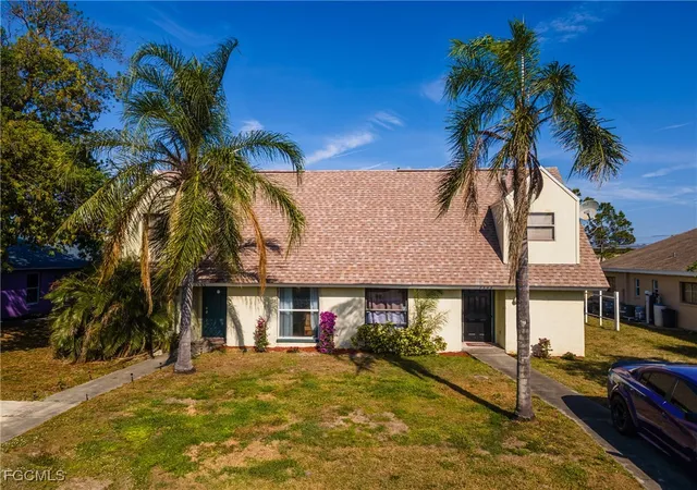 Listing Photo 5 - Condo for sale in building located at 7393-7385 Albany Rd, Fort Myers, FL 33967
