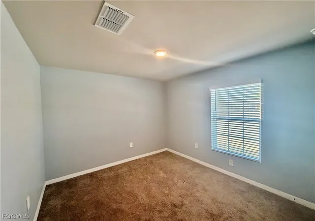 Photo 3 of Single family home for sale at 5013 Pinetree Cir, Labelle, FL 33935 | MLS# 2026002918 | Listing updated on 2026-09-18