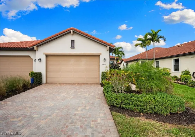 Photo 3 of Townhouse for sale at 1511 Oceania Dr S, Naples, FL 34113 | MLS# 226001394 | Listing updated on 2026-09-15