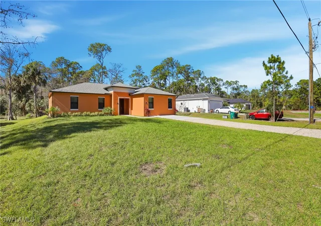 Photo 3 of Single family home for sale at 2167 Della Dr, Naples, FL 34117 | MLS# 226002359 | Listing updated on 2026-09-05