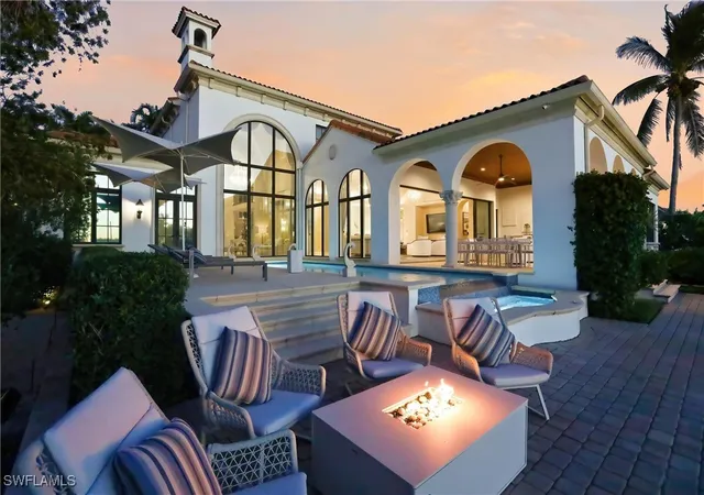 Photo 4 of Single family home for sale at 2450 Tarpon Rd, Naples, FL 34102 | MLS# 226003042 | Listing updated on 2026-09-14