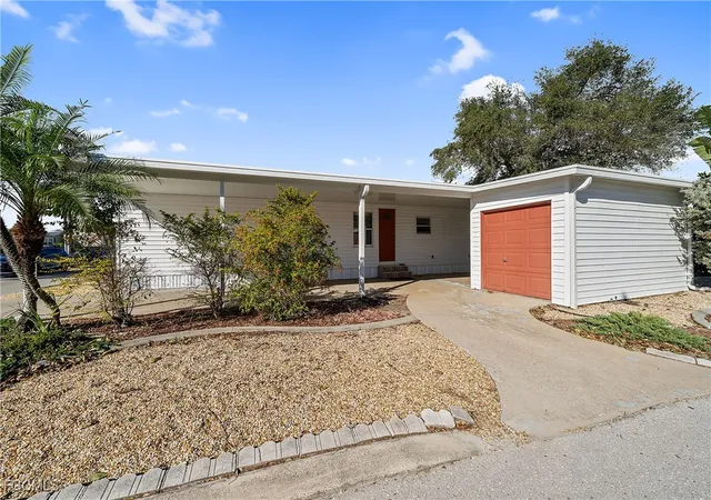 Photo 2 of Manufactured home for sale at 274 Boros Dr, North Fort Myers, FL 33903 | MLS# 2026003657 | Listing updated on 2026-09-10