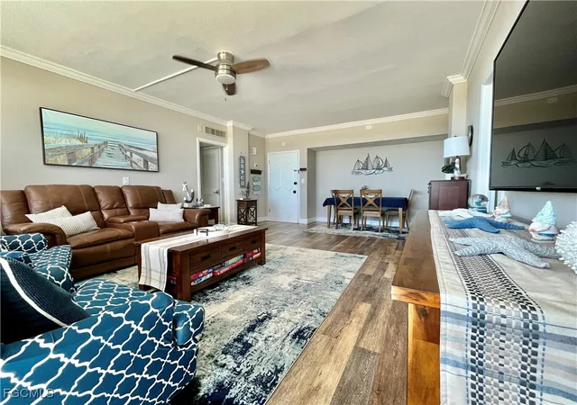 Photo 4 of Condo for sale at 220 Seaview Ct #504, Marco Island, FL 34145 | MLS# 2026003682 | Listing updated on 2026-09-11