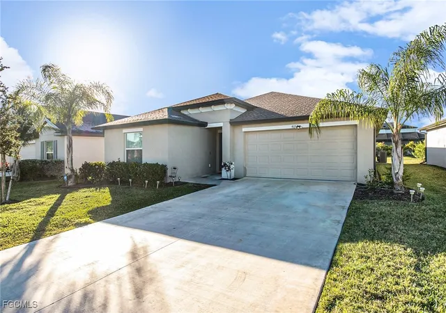 Photo 2 of Sale Pending at 4054 San Clemente Ct, North Fort Myers, FL 33917 | MLS# 2026003735 | Listing updated on 2026-10-06
