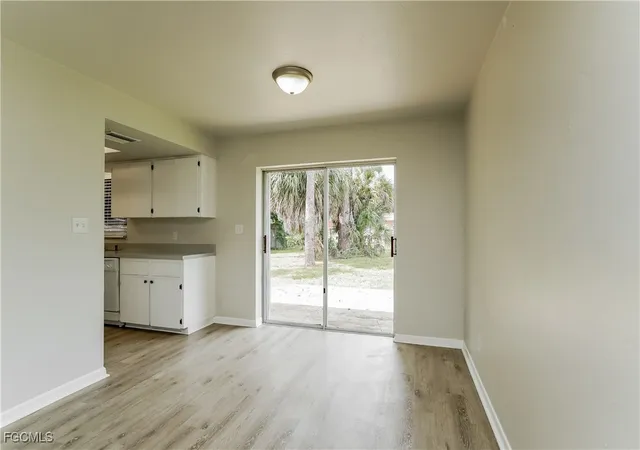 Photo 4 of Single family home for sale at 19116 Coconut Rd, Fort Myers, FL 33967 | MLS# 2026003985 | Listing updated on 2026-09-04