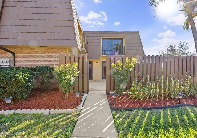 Photo 1 of Townhouse for sale at 1569 Park Meadows Dr #2, Fort Myers, FL 33907 | MLS# 226003596 | Listing updated on 2026-09-08
