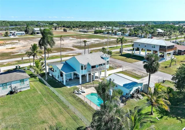 Photo 3 of Single family home for sale at 407 Copeland Ave N, Everglades City, FL 34139 | MLS# 226002202 | Listing updated on 2026-09-07