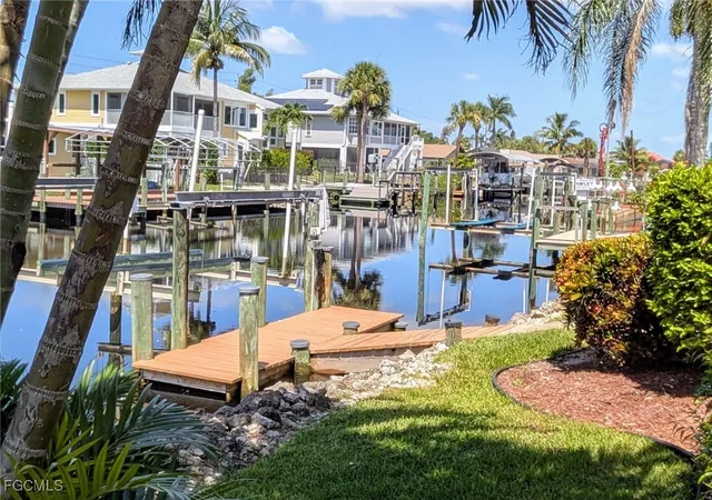 Photo 3 of Single family home for sale at 5471 Harborage Dr, Fort Myers, FL 33908 | MLS# 2026004461 | Listing updated on 2026-09-13