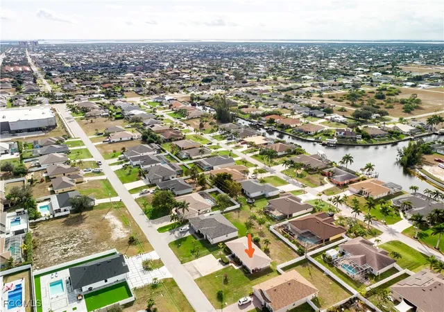 Photo 4 of House for sale at 4012/4014 SW 16th Place, Cape Coral, FL 33914 | MLS# 2026004607 | Listing updated on 2026-09-10