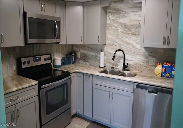Photo 3 of Sale Pending at 607 Se 47th Street #3, Cape Coral, FL 33904 | MLS# 226002468 | Listing updated on 2026-09-01