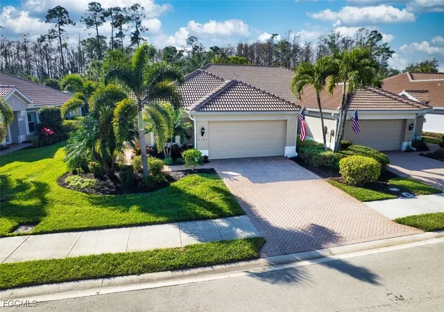 Photo 2 of Townhouse for sale at 9543 Hemingway Ln, Fort Myers, FL 33913 | MLS# 2026005332 | Listing updated on 2026-09-14