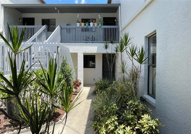 Photo 1 of Sale Pending at 6316 Sugar Bush Ln #C, Fort Myers, FL 33908 | MLS# 2026005590 | Listing updated on 2026-09-03