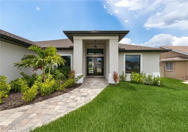 Photo 2 of Single family home for sale at 346 Sw 28th Place, Cape Coral, FL 33991 | MLS# 2026005609 | Listing updated on 2026-09-15