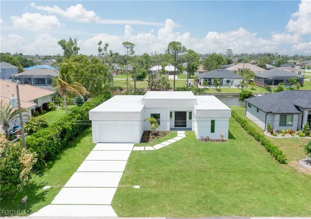 Photo 2 of Single family home for sale at 1014 Sw 8th Place, Cape Coral, FL 33991 | MLS# 2026006068 | Listing updated on 2026-09-10