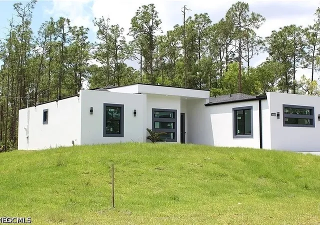 Photo 2 of Single family home for sale at 3306 E 2nd Street, Lehigh Acres, FL 33936 | MLS# 2026006146 | Listing updated on 2026-09-11