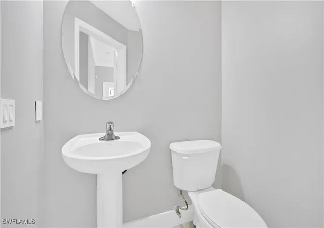 Photo 3 of Single family home for sale at 2822 Inlet Cvs Ln W, Naples, FL 34120 | MLS# 226005868 | Listing updated on 2026-09-10