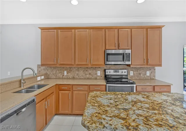 Photo 4 of Single family home for sale at 2822 Inlet Cvs Ln W, Naples, FL 34120 | MLS# 226005868 | Listing updated on 2026-09-10