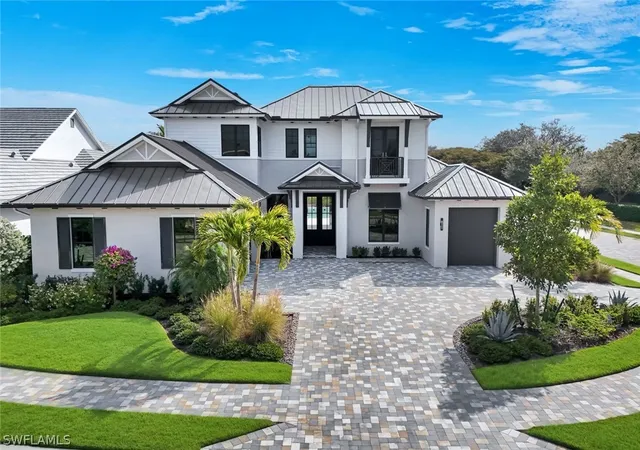 Photo 2 of Single family home for sale at 16728 Enclave Cir, Naples, FL 34110 | MLS# 226004717 | Listing updated on 2026-09-13