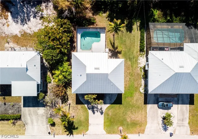 Photo 3 of Single family home for sale at 7947 Gabion Ct, Bokeelia, FL 33922 | MLS# 2026006576 | Listing updated on 2026-09-15