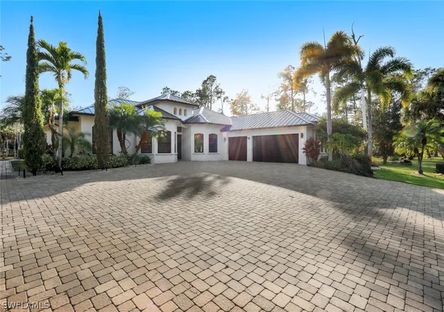 Photo 4 of Sale Pending at 4480 1st Avenue NW, Naples, FL 34119 | MLS# 226000351 | Listing updated on 2026-09-09