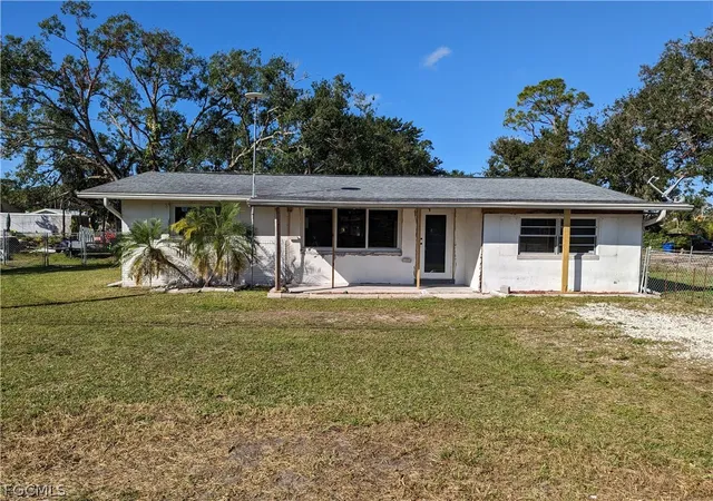 Photo 1 of Sale Pending at 1802 Atlantic Ave, North Fort Myers, FL 33903 | MLS# 2026007210 | Listing updated on 2026-10-22